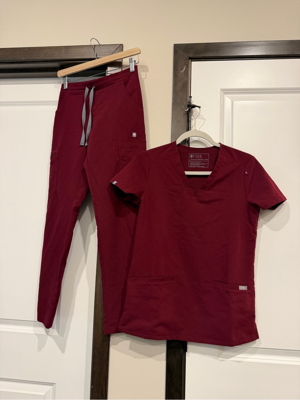 Figs Technical Scrub Set in Deep Wine